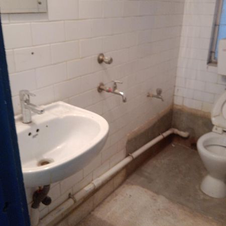 P-24A Cit Road Villa Колката Екстериор снимка